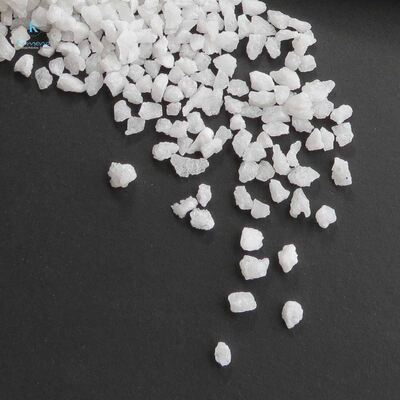 چگالی 395 Gcm3 اکسید آلومینیوم ذوب شده که مقاومت الکتریکی بالا و خواص شیمیایی پایدار را در محیط های اسیدی و قلیایی فراهم می کند